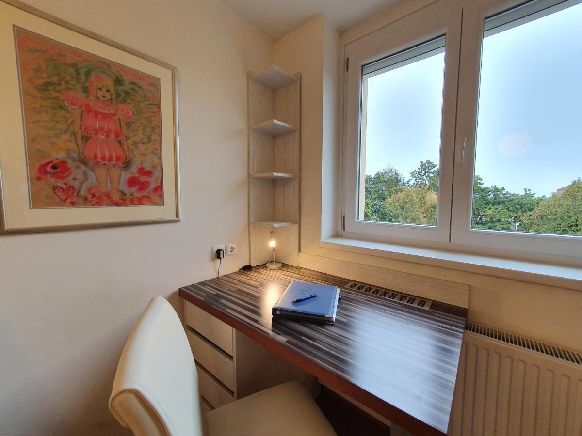 Studio Apartment Matic Tour As By Ljubljanica River Ljubljana Luaran gambar